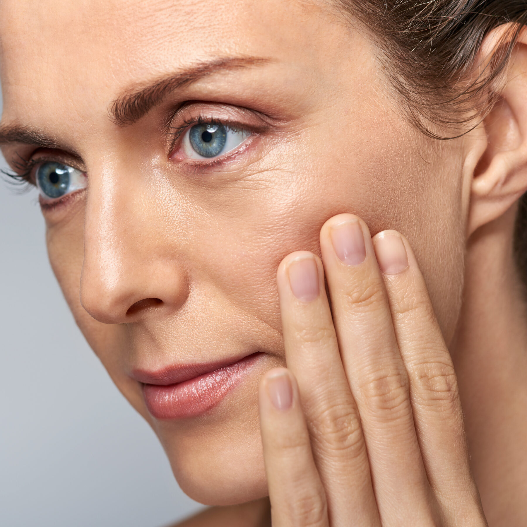 Jet Plasma handpiece being used during a needle-free skin rejuvenation treatment at Pulse Health & Wellness